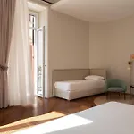 Caracciolo 13 Rooftop & * 那不勒斯