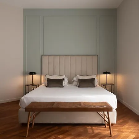 아파트 Caracciolo 13 Rooftop & *