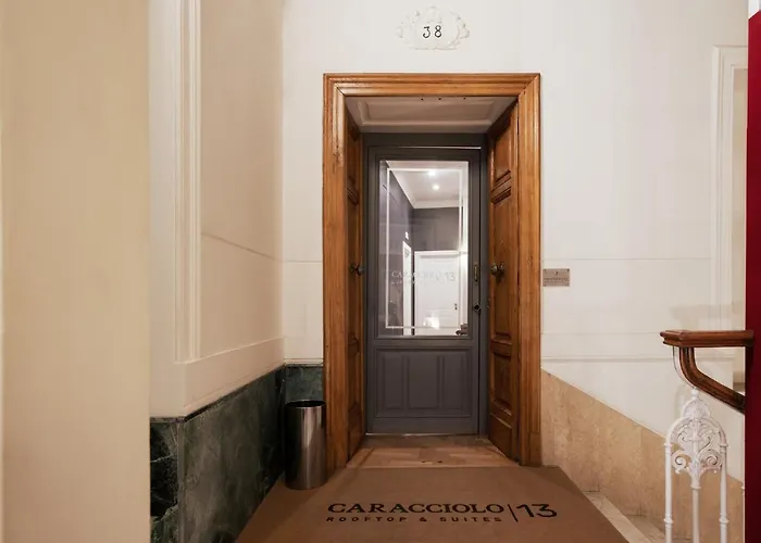 Caracciolo 13 Rooftop & 아파트 나폴리