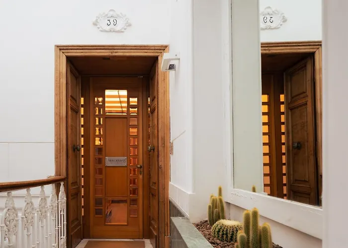 Caracciolo 13 Rooftop & 아파트 *