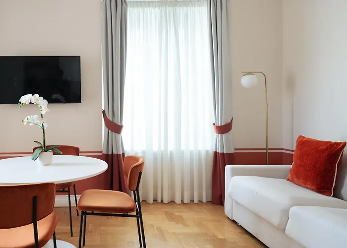 Caracciolo 13 Rooftop & 아파트 나폴리