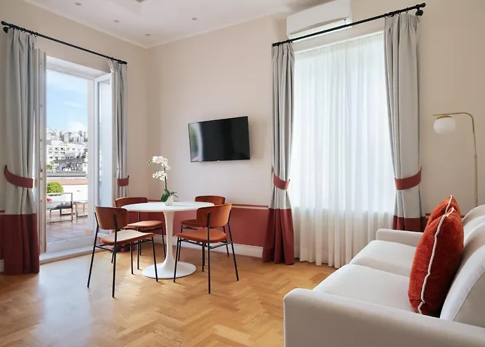 Caracciolo 13 Rooftop & 아파트 *