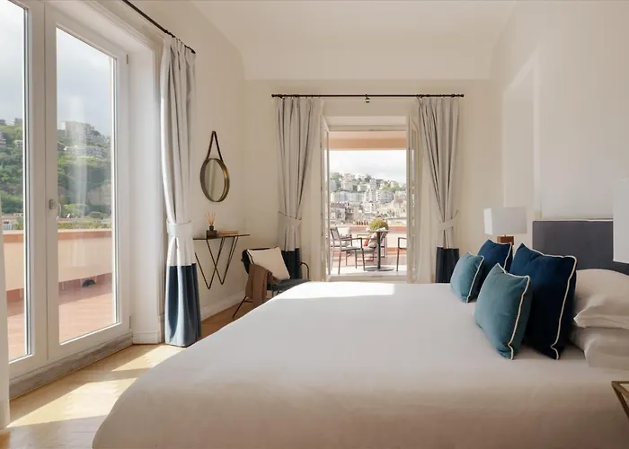 Caracciolo 13 Rooftop & *