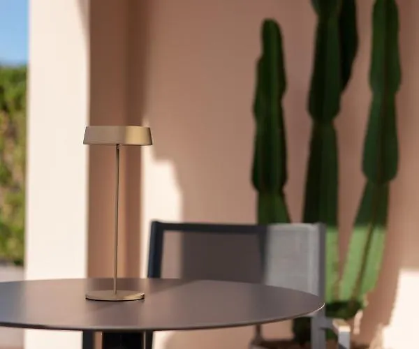 아파트 Caracciolo 13 Rooftop & *