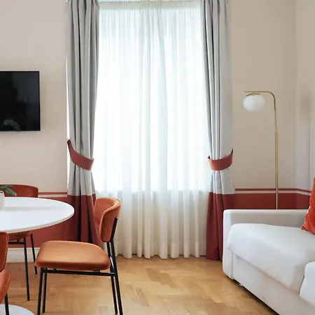 Caracciolo 13 Rooftop & Appartement Naples