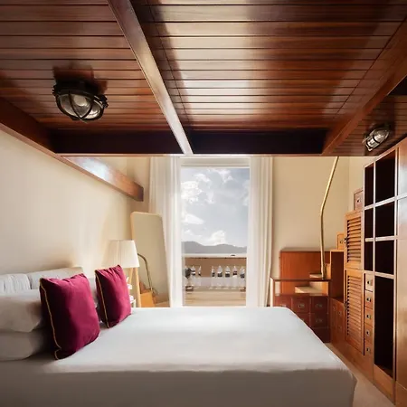 Caracciolo 13 Rooftop & Appartement